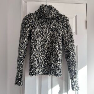 Banana Republic 100% Wool Turtleneck Sweater Size S - in perfect condition